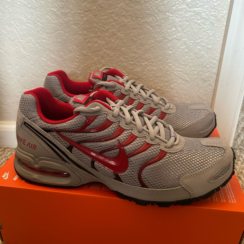 Nike Air Max Torch 4 Atmosphere Grey University Red Size 10M ‼️STEAL PRICE ‼️